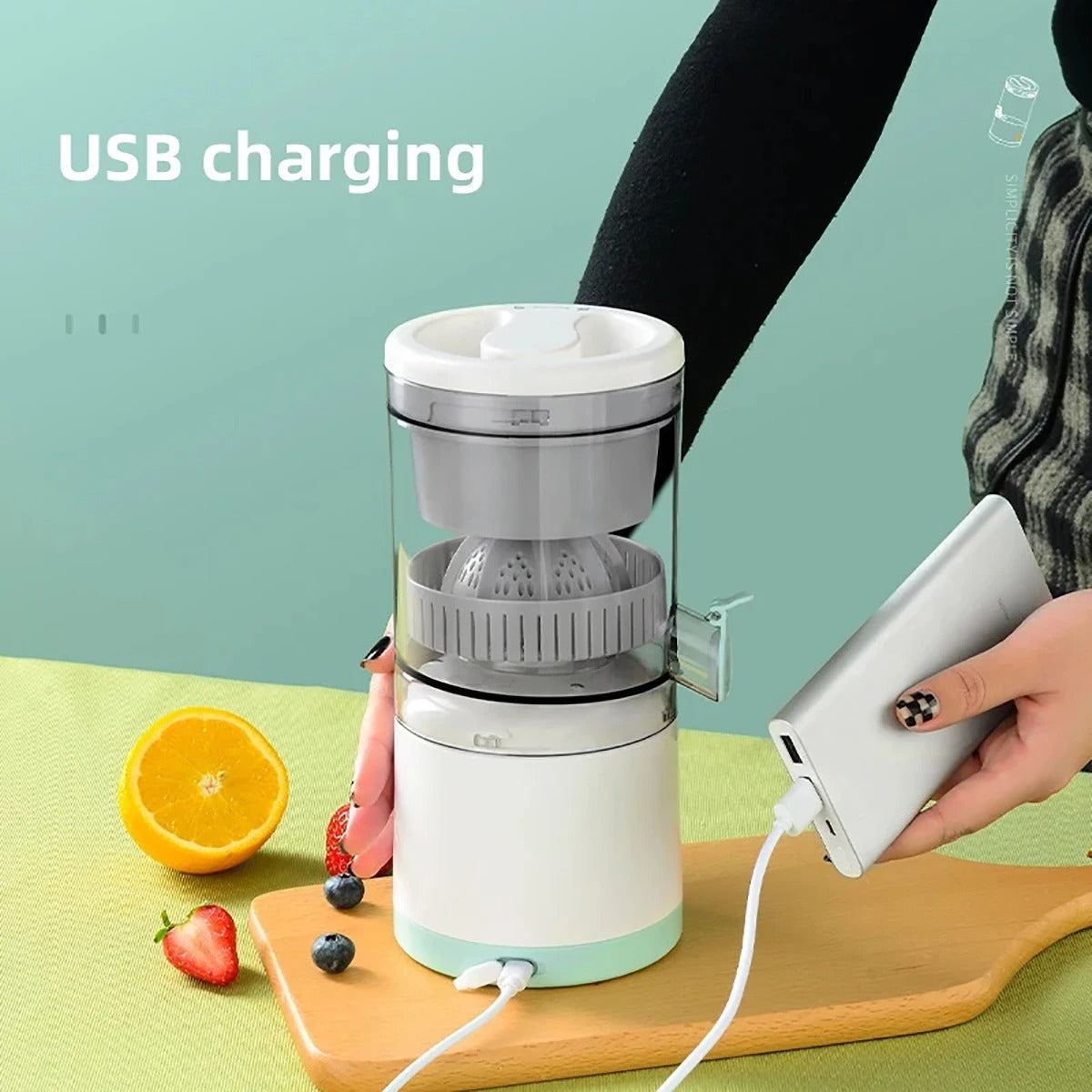 Multi-Function Portable Electric Juicer ( USB Rechargeable)